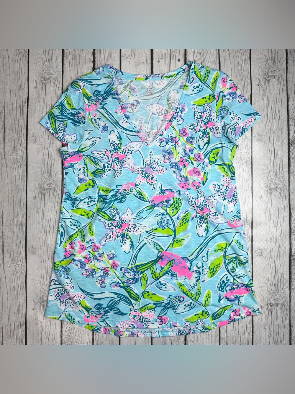 Lilly Pulitzer Women's M Etta V Neck Short Sleeve Shirt Sway This Way Top